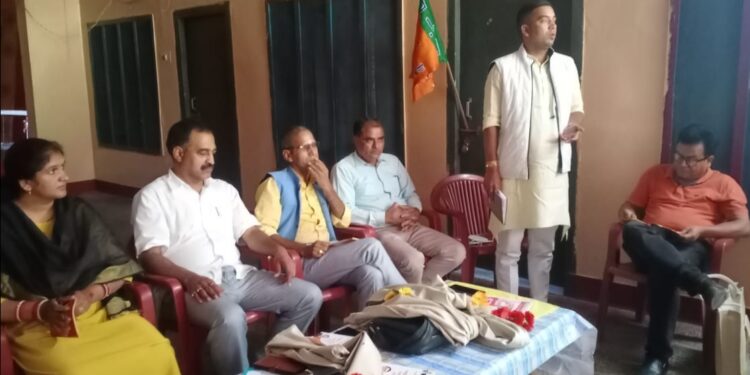 हुलानाखाल मण्डल की बैठक में राष्ट्रीय स्वास्थ्य स्वयंसेवक अभियान को सफल बनाने का संकल्प