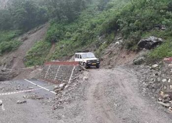 छोटे वाहनों के लिए खुला ऋषिकेश-चम्बा मार्ग