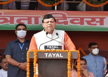 10वीं और 12वीं के विद्यार्थियों को मिलेंगे निशुल्क मोबाइल टैबलेट