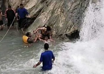 कैम्पटी फॉल पर डूबने से एक युवक की मौत