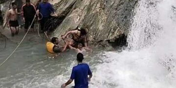 कैम्पटी फॉल पर डूबने से एक युवक की मौत