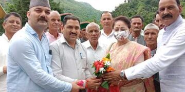 जिला प्रभारी लक्ष्मी राणा ने नैनबाग में ली मेनिफेस्टो कमेटी की बैठक