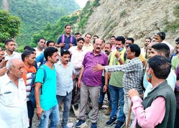 दोगी पट्टी के प्रभावितों को शीघ्र मिले मुआवजाः सुबोध उनियाल