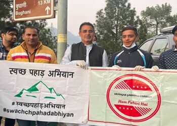श्रीनगर गढ़वाल में स्वच्छ पहाड़ अभियान जोरों पर