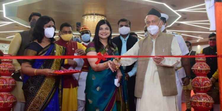 हस्तशिल्प कला के पुनरुद्धार की जरूरत : कोश्यारी