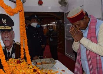 विधायक शाह ने विधानसभा में तो सोहनलाल खंडेवाल ने घनसाली में कैंडिल मार्च निकाल कर दी श्रद्धांजलि