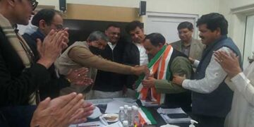 क्या सच होगा- जहां सरकते हैं हरक, वहां सरकती हैं सरकारें !