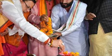 मनोनीत मुख्यमंत्री श्री पुष्कर सिंह धामी ने टपकेश्वर महादेव मन्दिर में पूजा अर्चना की