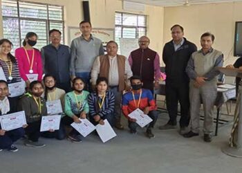 श्रीदेव सुमन उत्तराखंड विश्वविद्यालय ऋषिकेश में हुआ पुरस्कार वितरण समारोह