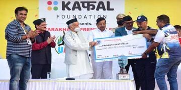 राज्यपाल श्री भगतसिंह कोश्यारी ने बढ़ाया उत्तराखंडी क्रिकेटरों का हौसला