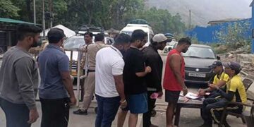 चारधाम यात्रा के प्रवेश-पंजीकरण स्थल पर ही हेल्थ स्क्रीनिंग