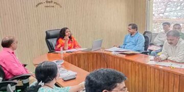 लापरवाही : अधिशासी अभियन्ता घनसाली व नरेन्द्रनगर का वेतन रोकने के निर्देश
