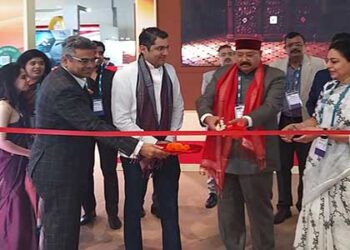पर्यटन मंत्री सतपाल महाराज ने दुबई में किया अरेबियन ट्रैवल मार्केट का शुभारंभ