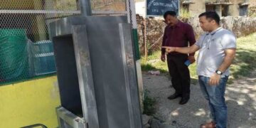 नगर पंचायत गजा में कचरे से चमचमाती टाइल बनाएगी कम्प्रेसर मशीन