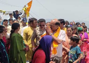 घंटाकर्ण संस्कृति मेले में उमड़ी श्रद्धालुओं की भीड़