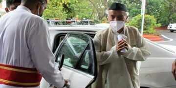 राज्यपाल श्री भगत सिंह कोश्यारी जी को मिली अस्पताल से छुट्टी, डाक्टरों दिया धन्यवाद