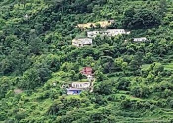 टिहरी : 24 साल बाद भी नहीं पहुंची शहीद के गांव सड़क