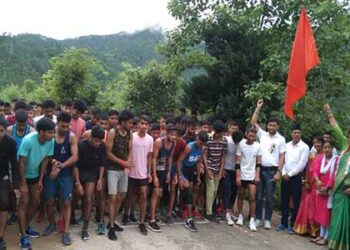 आजादी के अमृत महोत्सव पर फलेंडा में 1600  मीटर दौड़ का आयोजन