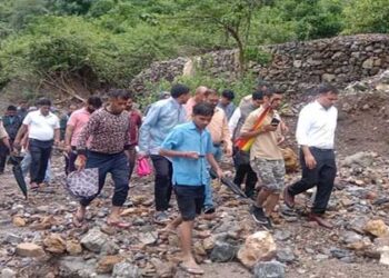 अवरुद्ध हुए मार्गों को तत्काल खोलने व वैकल्पिक मार्ग की व्यवस्था के निर्देश