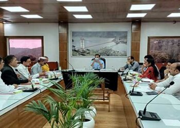 नई टिहरी में हुई पत्रकार स्थायी समिति की बैठक