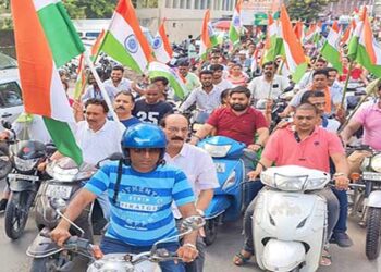 कैबिनेट मंत्री सुबोध उनियाल के नेतृत्व में निकली तिरंगा रैली