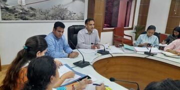 आपदा से हुई क्षति के  पुर्ननिर्माण कार्य में ढिलाई न बरतें :  डॉ. सौरभ गहरवार