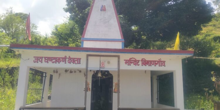 घण्टा कर्ण मंदिर का ताला तोड़कर हजारों की चोरी
