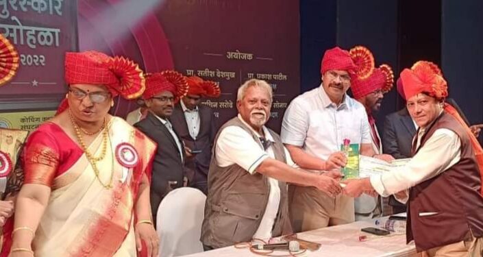 अमन बर्तवाल को मिला समाज रत्न सम्मान