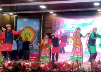 कुंजापुरी मेला : लोक नृत्य घूर-घूर घुरान्दी घुघुती ने जमाया रंग, झूमे श्रोता-दर्शक