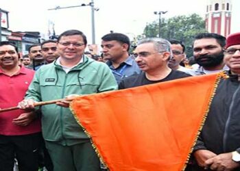 मुख्यमंत्री धामी ने किया संकल्प दौड़ का फ्लैग ऑफ