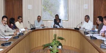 हर शुक्रवार कैंप लगाकर ऋण आवेदनों के निस्तारण करें बैंक