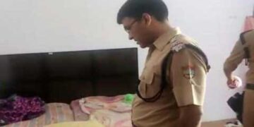 गांव में बैठकर अंतरराष्ट्रीय कॉल कर ठगी करते थे किराएदार, पुलिस आते ही हुए फरार
