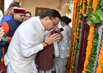 मुख्यमंत्री पुष्कर सिंह धामी ने राज्य आन्दोलनकारी शहीदों को दी श्रद्धांजलि