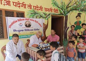 हिंडोलाखाल में लगा निःशुल्क स्वास्थ्य शिविर