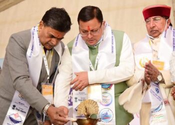 मुख्यमंत्री ने किया टिहरी वॉटर स्पोर्ट्स कप का उद्घाटन