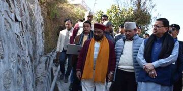 CM धामी ने किया जोशीमठ में भू-धंसाव का निरीक्षण