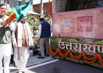 जनपदों व ब्लॉक मुख्यालयों में आ रही राज्य की झांकी