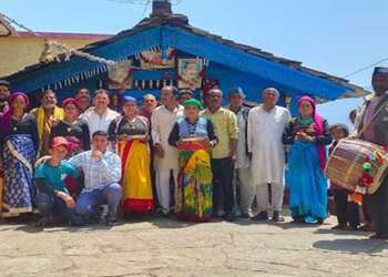 कर्नाटक में जीत, रमोली में बजे जश्न के ढोल