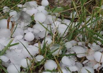 घनसाली के हिंदाव-11 गांव में ओलावृष्टि