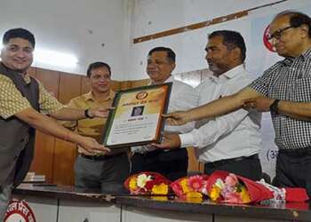 प्रेस क्लब देहरादून ने किया वरिष्ठ पत्रकार श्री शीशपाल सिंह गुसाईं का सम्मान