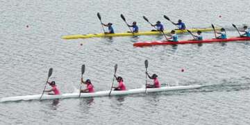 टिहरी वॉटर स्पोर्ट्स कप में झील में खिलाड़ियों की अठखेलियां बनी आकर्षण