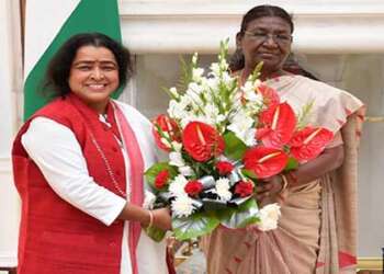 राष्ट्रपति द्रोपदी मुर्मू जी से डॉ. सुश्री स्वराज विद्वान ने की शिष्टाचार भेंट