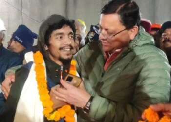 सिलक्यारा टनल में फंसे सभी 41 श्रमिकों के सकुशल बाहर निकालने में मिली कामयाबी, बौखनाग देवता का भव्य मंदिर बनाने का ऐलान