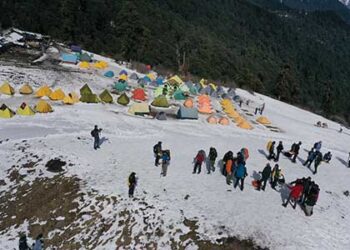 न्यू इयर डेस्टीनेशन  के रूप में पसंद किए गए केदारकांठा, हर्षिल,  दयारा जैसे मनोरम स्थल