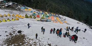 न्यू इयर डेस्टीनेशन  के रूप में पसंद किए गए केदारकांठा, हर्षिल,  दयारा जैसे मनोरम स्थल