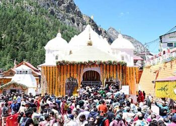 उत्तराखण्ड में चारधाम यात्रा शुरू