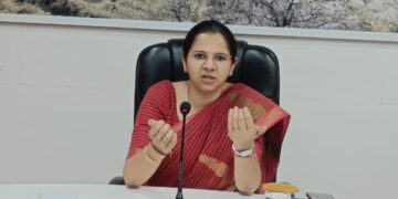 जनसेवाओं को सरल बनाएंगी, ताकि लोगों को बार बार मुख्यालय के चक्कर न लगाने पड़ें