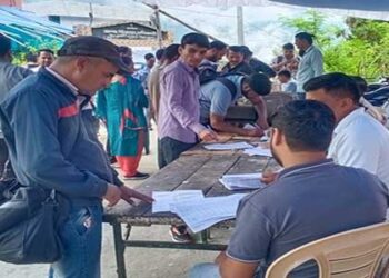 हड़बड़ी में न करें वोट का नुकसान, क्षेत्र पंचायत के लिए नीले रंग,  जिला पंचायत- गुलाबी रंग और  ग्राम प्रधान के लिए हरे रंग के मतपत्र पर करना है मतदान