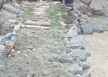 आपदा के बीच राहत: 48 घंटे में बनकर तैयार हुआ गेन्वाली गाड का पुल