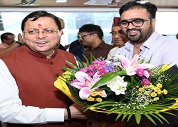 पहाड़ की बेटी के उपचार के लिए मुख्यमंत्री जी ने स्वीकृति की 1 लाख रुपए की मदद